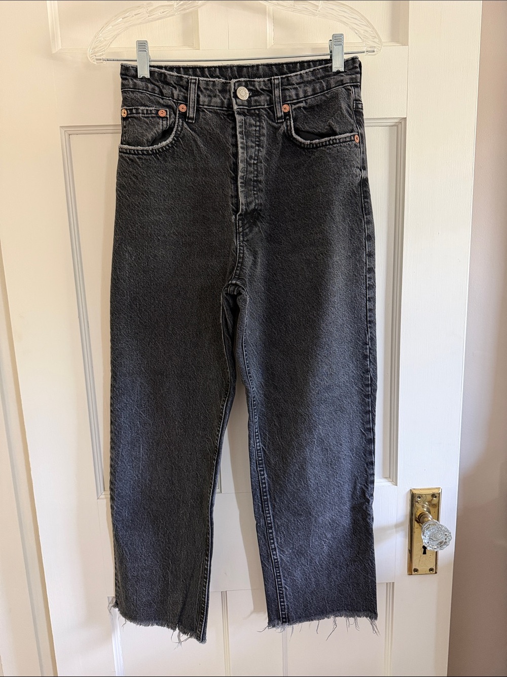🎉Host Pick🎉!!! Zara black washed button fly frayed hem jeans. Size 26.
